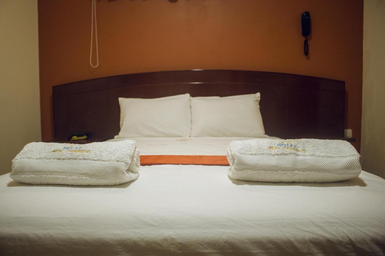 Hotel Real Чимботе Екстериор снимка