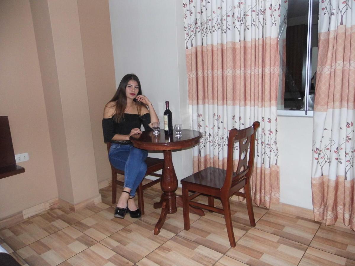 Hotel Real Чимботе Екстериор снимка